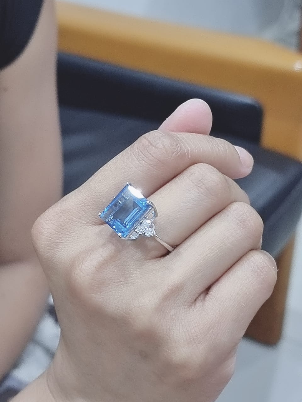 Blue Topaz And Diamond Ring In 18k White Gold