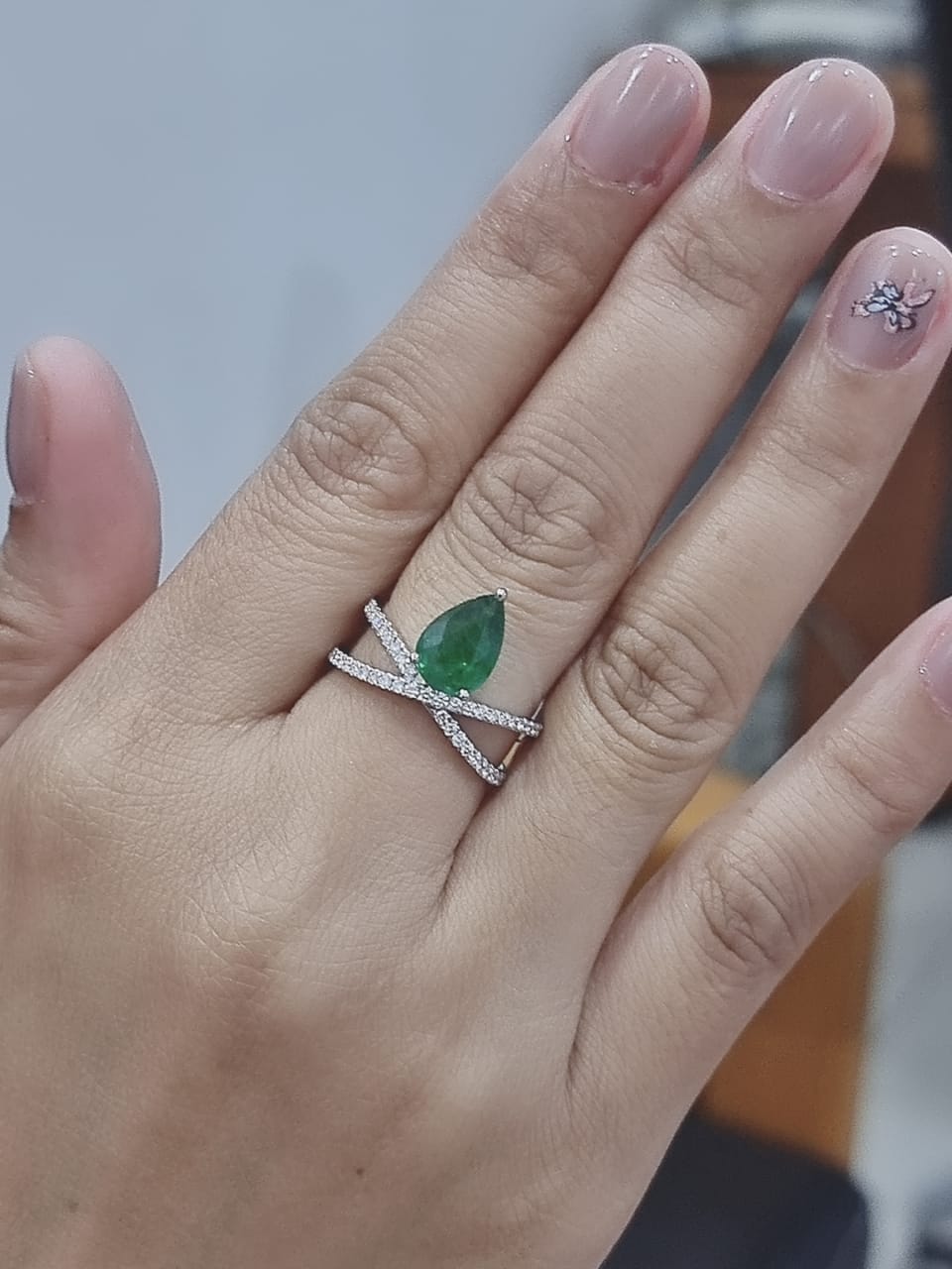 Emerald And Diamond Ring In 18k White Gold