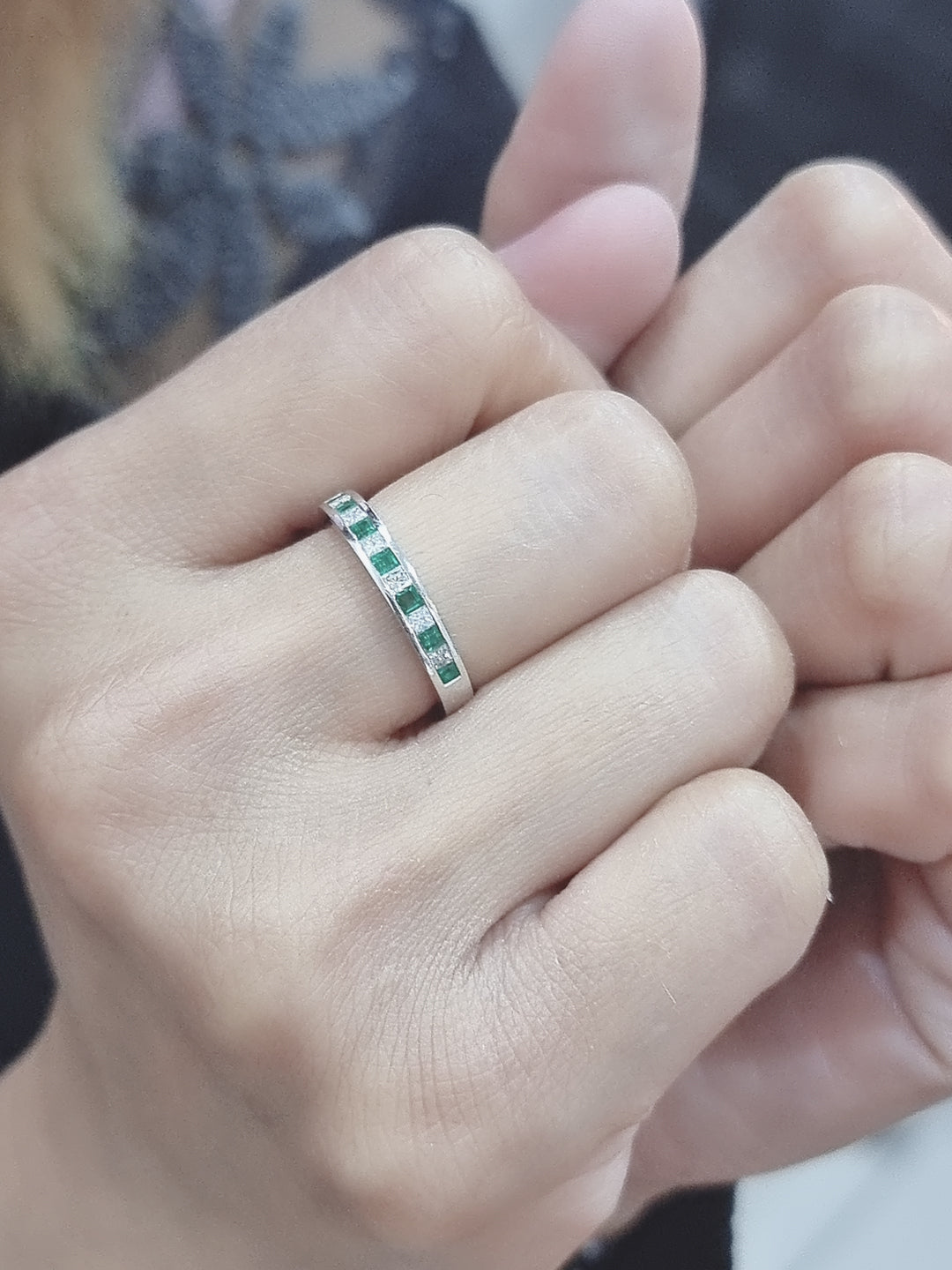 Emerald And Diamond Ring In 18k White Gold