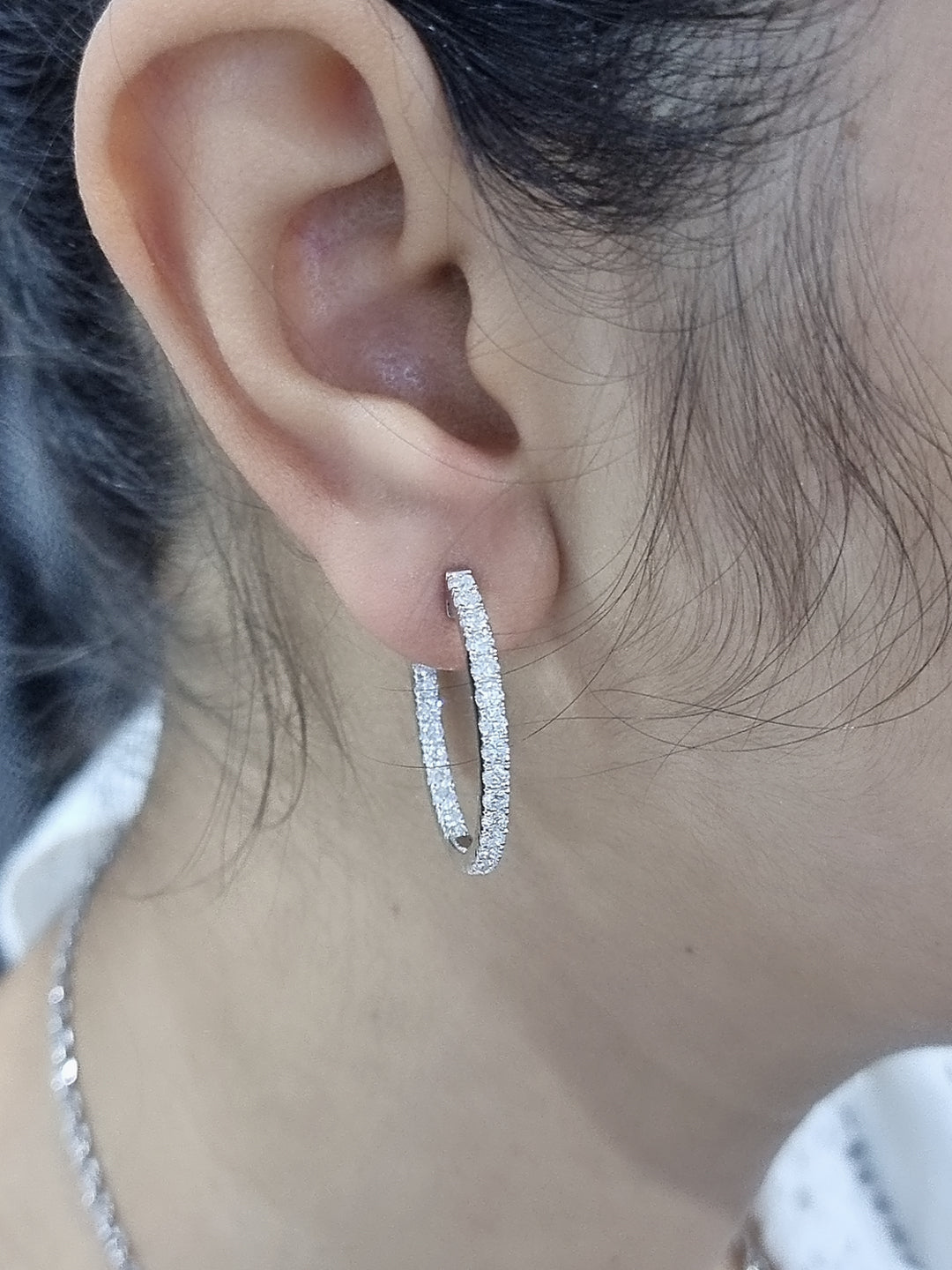 Diamond Hoop Earrings IN 18k White Gold