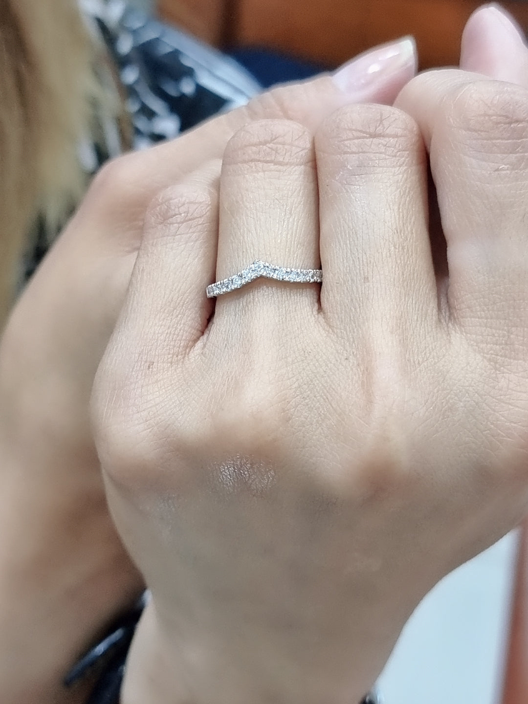 Diamond Ring for Everyday Styling in 18k White Gold.