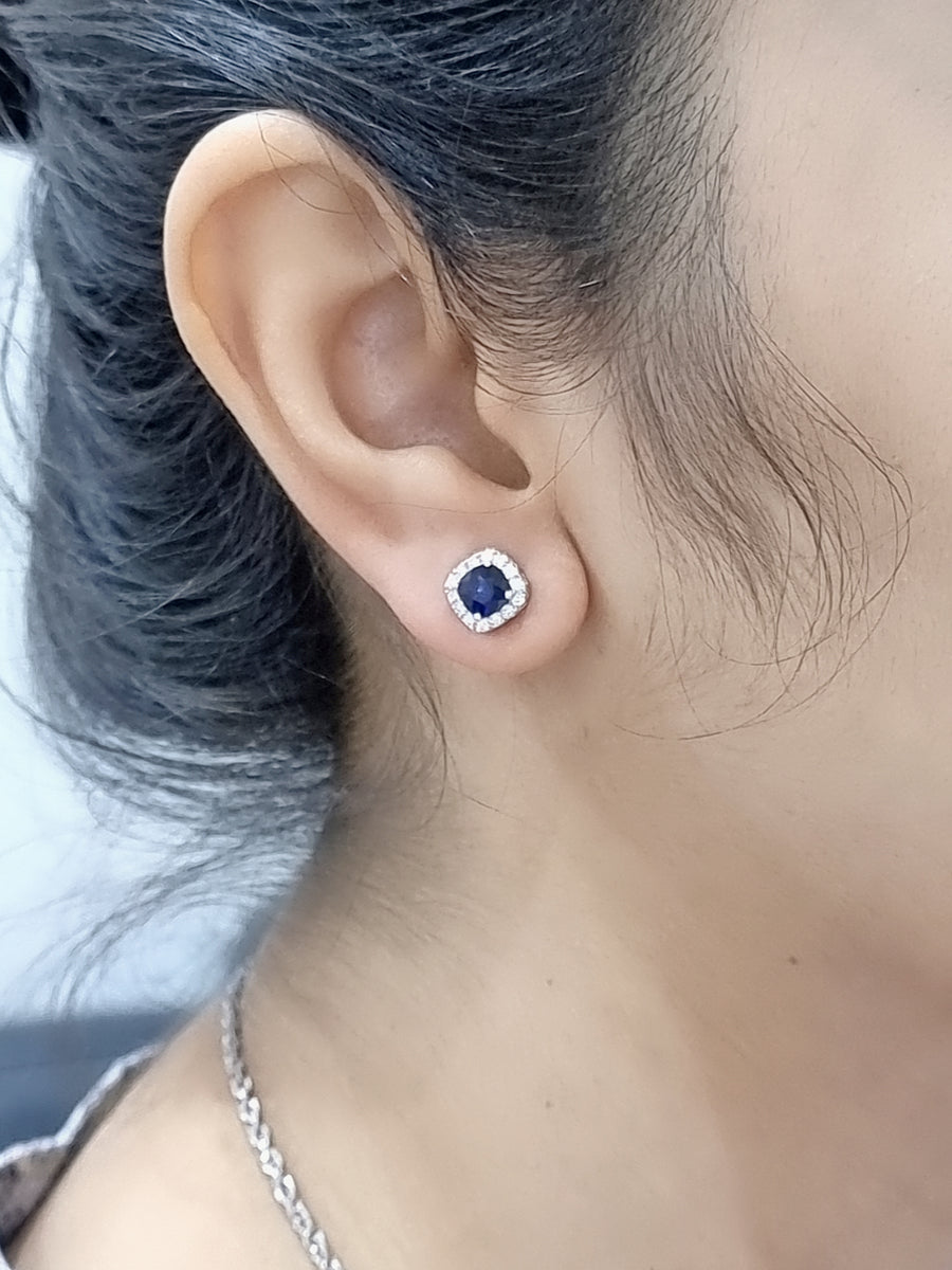 Sapphire And Diamond Stud earrings In 18k White gold.