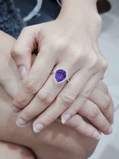 Amethyst And Diamond Ring In 18k White Gold.