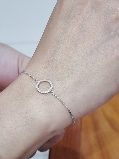 Open Circle Diamond Bracelet In 18k White Gold.