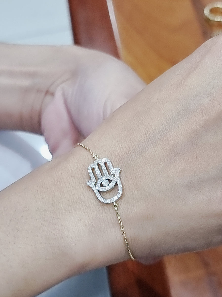 Diamond Hamsa Hand Bracelet In 18k White Gold.