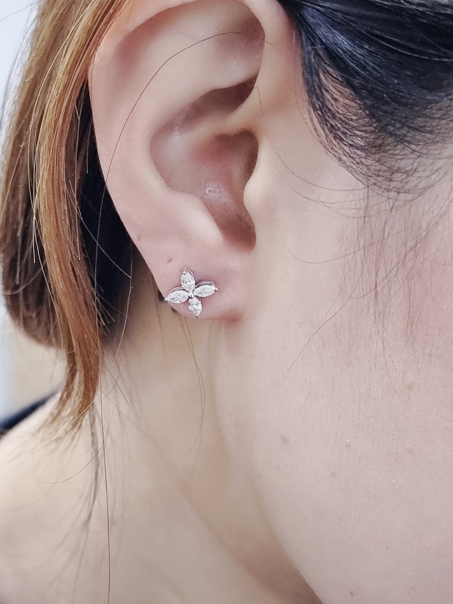 Marquise Diamonds Set In A Floral Pattern Earrings In 18k White Gold.