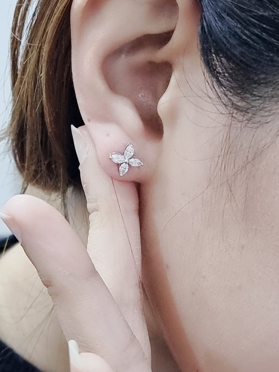 Marquise Diamonds Set In A Floral Pattern Earrings In 18k White Gold.