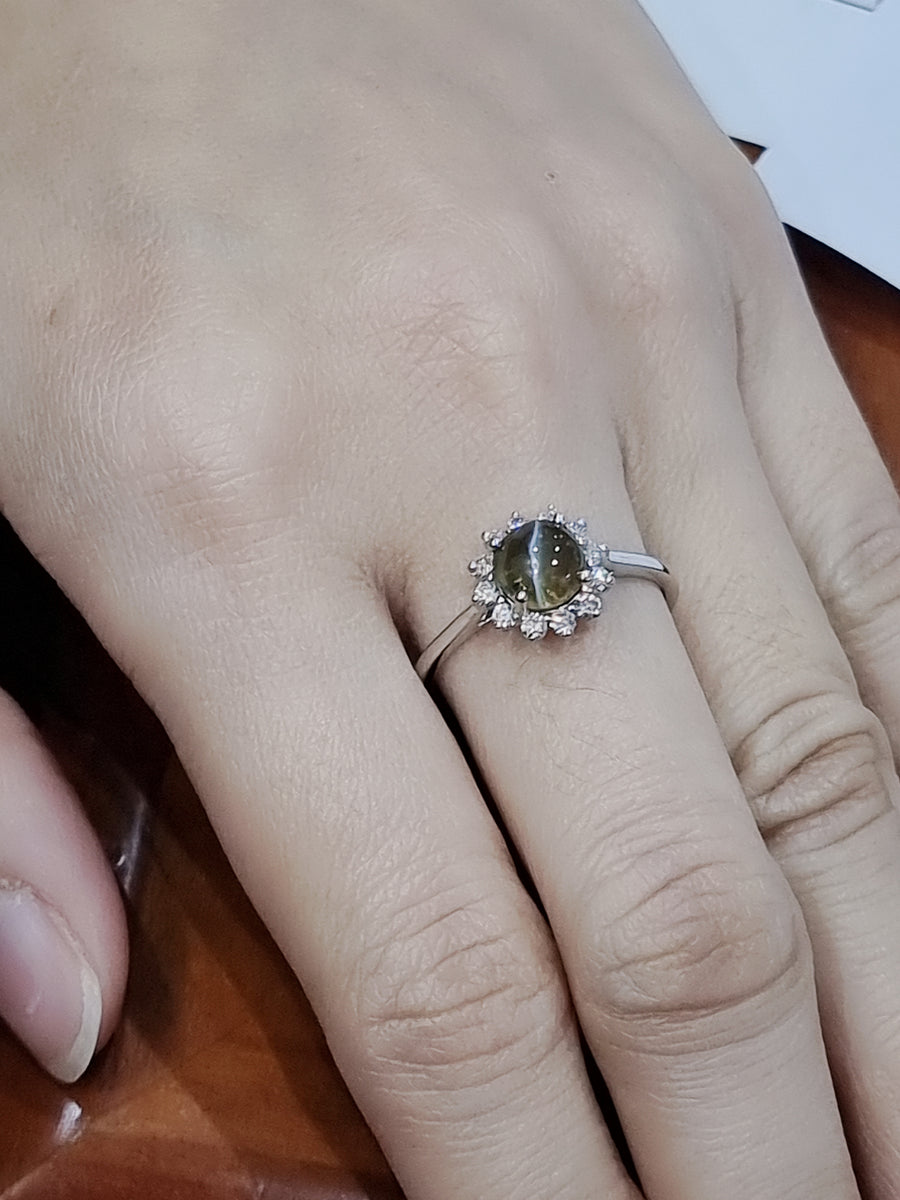 Chrysoberyl Alexandrite And Diamond Ring In 18k White Gold