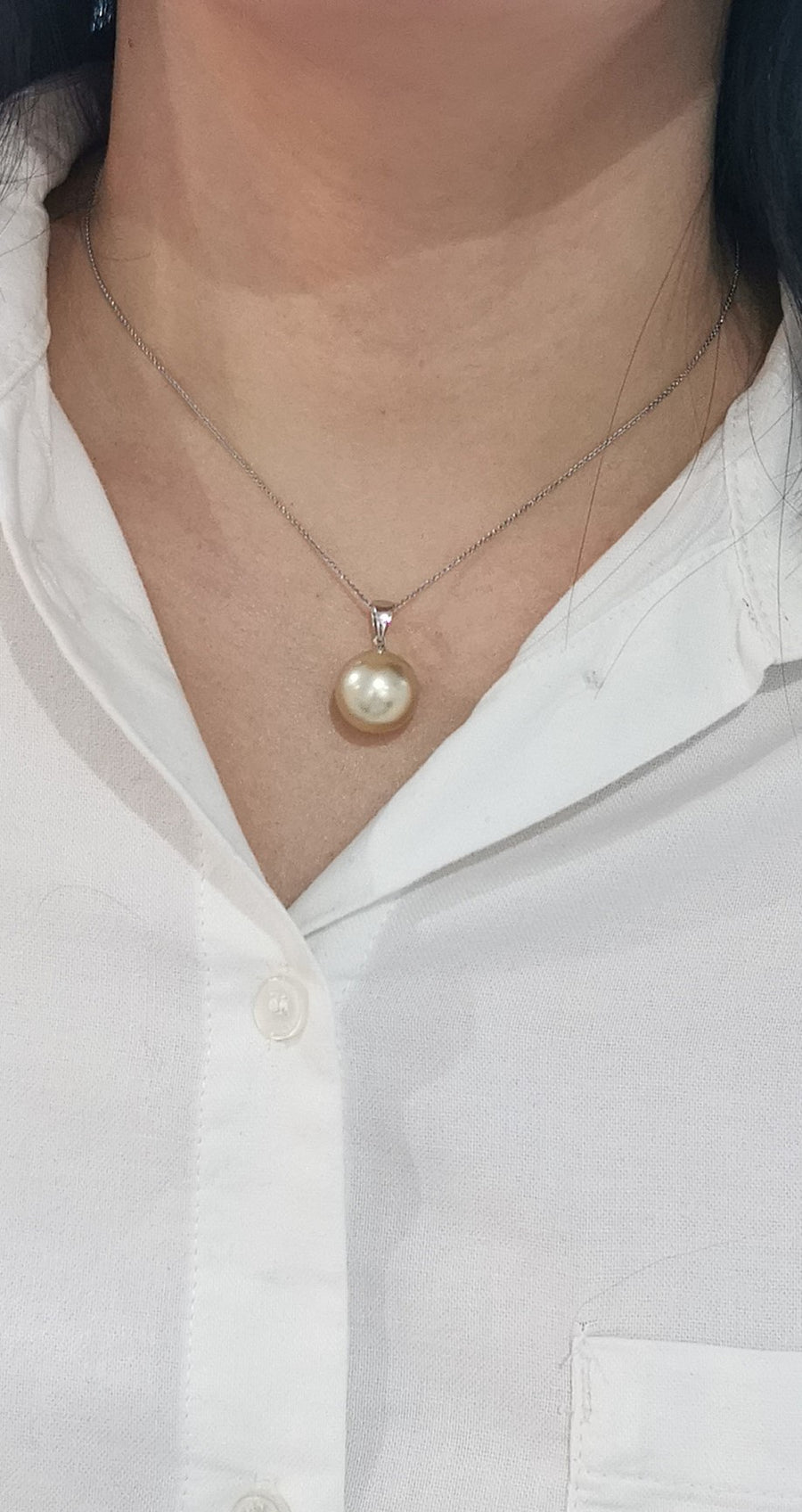 South Sea Gold Pearl Pendant In 18k White Gold.
