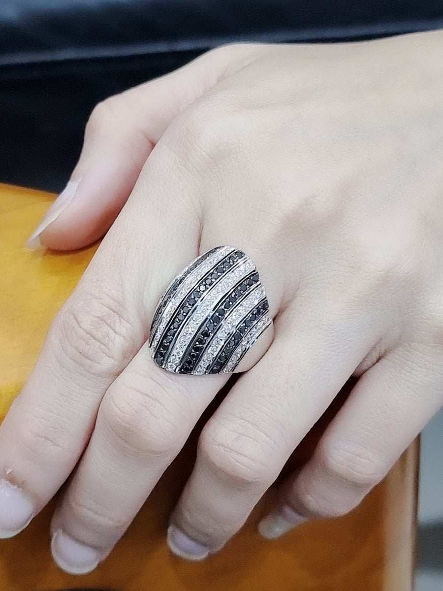 Black And White Diamond Ring, Cocktail Ring, Bombe Ring In 18k White Gold.