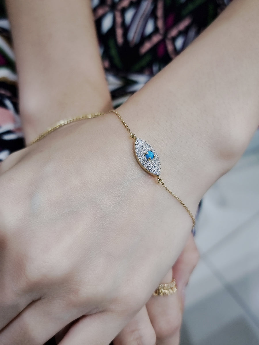 Diamond And Turquoise Evil Eye Bracelet In 18k Yellow Gold.