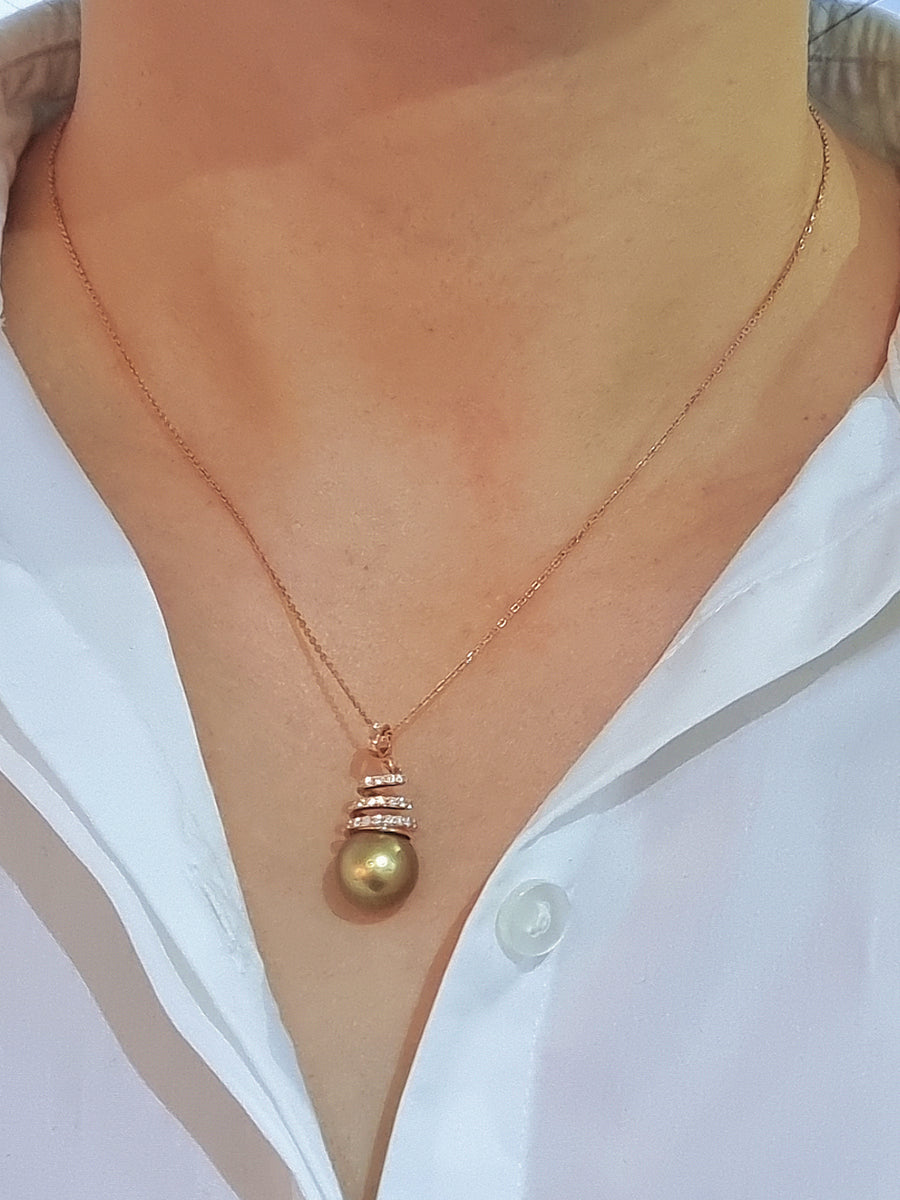 Tahiti Brown Pearl And Diamond Pendant In 18k Rose Gold.